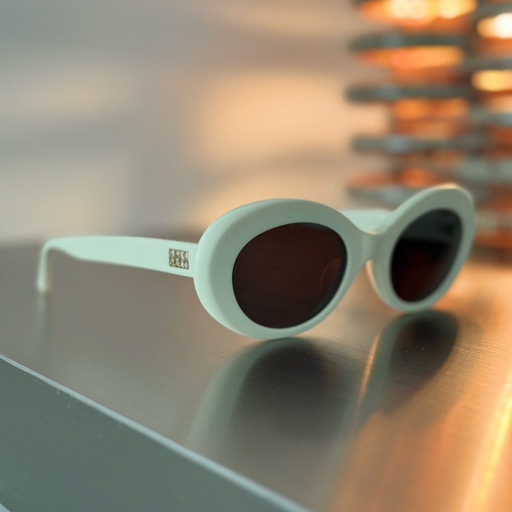 CRAP EYEWEAR | CREAMY WHITE SUNLGASSES